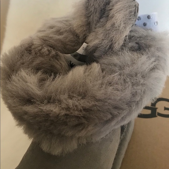 UGG Bailey bow II Polka Dots - Picture 7 of 7